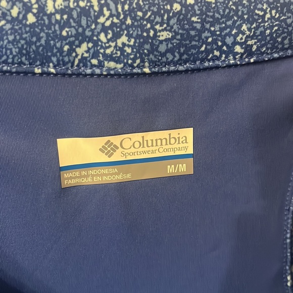 COLUMBIA SPORTSWEAR COMPANY DRESS SIZE MEDIUM - Picture 2 of 6